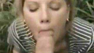 Специально остановились супруги у поля, чтобы женушка соснула болт