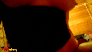 Мужичек сношает в вагину свою любимую девченку