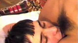 Русская зрелка заставила сынка отлизать ей и трахнула его