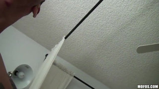 Леди с косичками потрясающее долбится со своим парнем