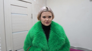 Мог бы и не шантажировать, я ж сосу по поводу и без, давай хуй